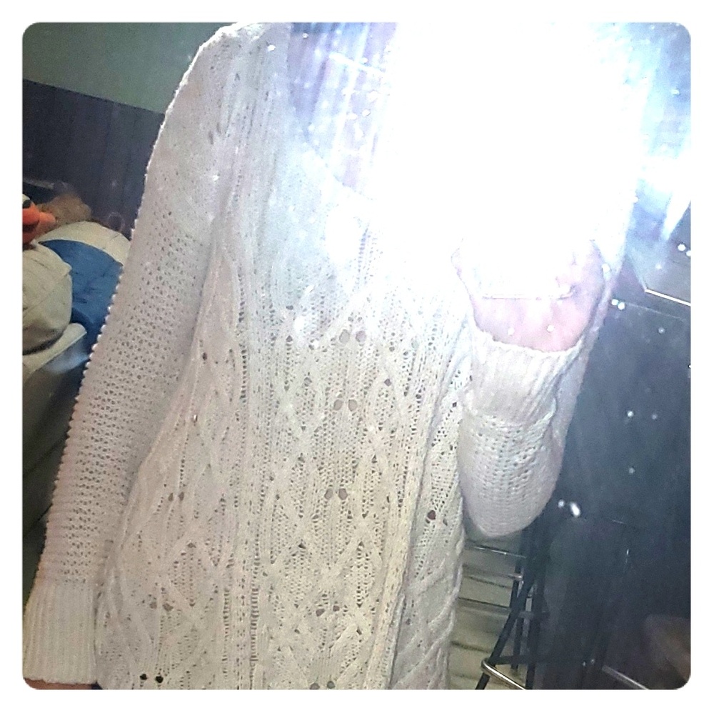 Extra Small Cream White American Eagle Sweater